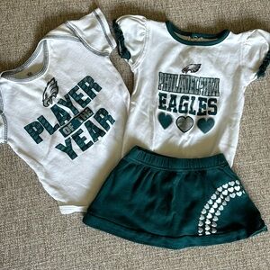 NFL Philadelphia Eagles. 2 onesies & skirt